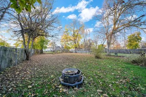 602 James St, Adrian, MI 49221 photo 32