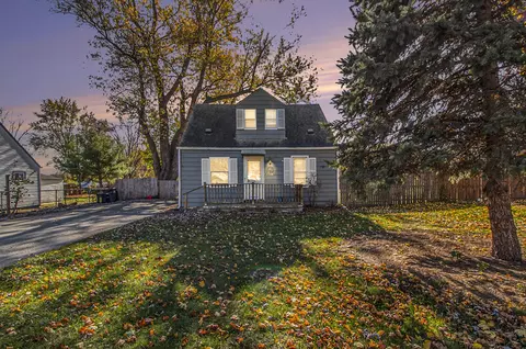 25167 Charles St, Taylor, MI 48180