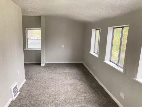 11426 Maxwell Ave, Warren, MI 48089 photo 8