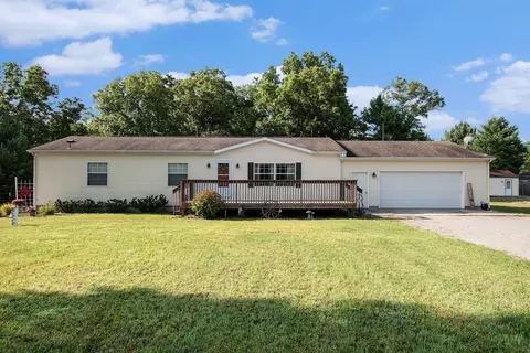 4065 Skeels Rd, Holton, MI 49425