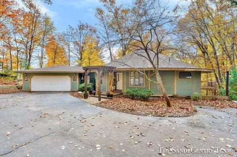 17700 W Spring Lake Rd, Spring Lake, MI 49456