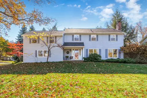 3223 Saint Antoine Ave, Kalamazoo, MI 49006