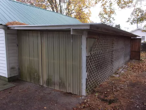 121 W Grant St, Bronson, MI 49028 photo 8