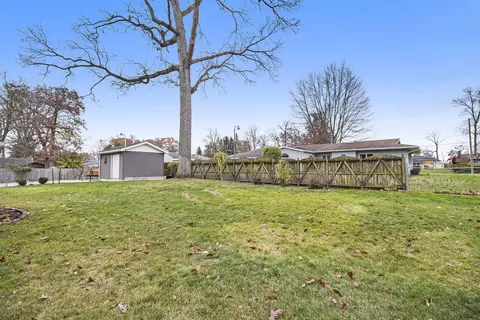 1801 Herkimer Dr, Jackson, MI 49203 photo 26
