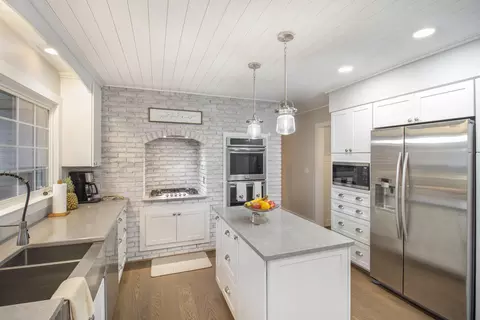 1801 Herkimer Dr, Jackson, MI 49203 photo 8