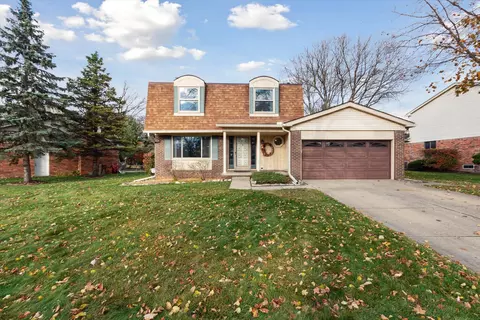 13952 Riverside St, Livonia, MI 48154