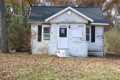 426 Woodland Ave, Jackson, MI 49203