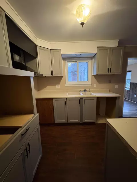 9899 Monroe Blvd, Taylor, MI 48180 photo 7
