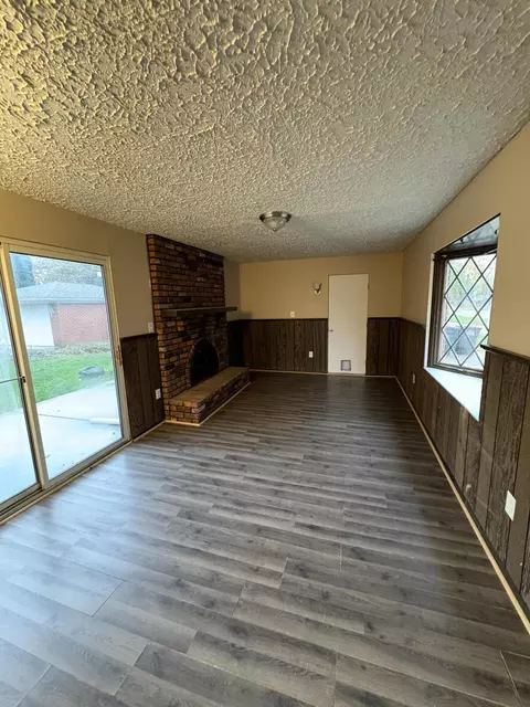 9899 Monroe Blvd, Taylor, MI 48180 photo 9
