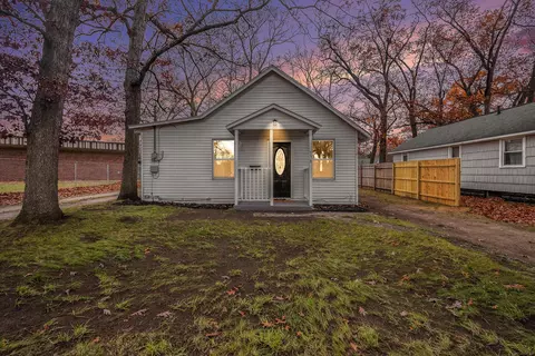 138 Harrison Blvd, Muskegon, MI 49444