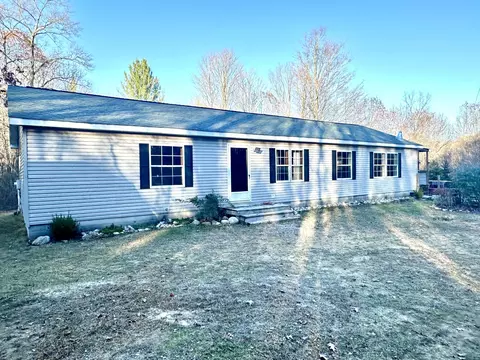 1110 E Johnson Rd, Shelby, MI 49455