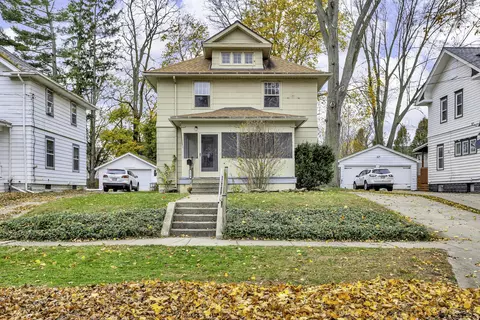 1610 Third St, Jackson, MI 49203