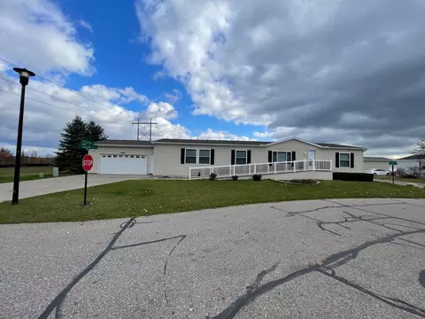 11780 Chateau Cir, Allendale, MI 49401
