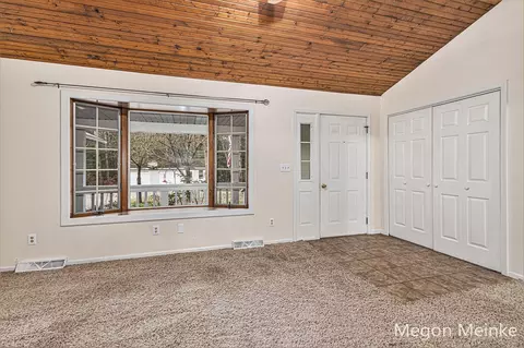 8594 Godfrey Rd, Belding, MI 48809 photo 5