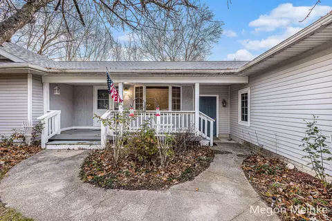 8594 Godfrey Rd, Belding, MI 48809 photo 4