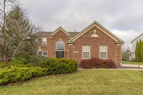 7969 Creek Bend Dr, Ypsilanti, MI 48197