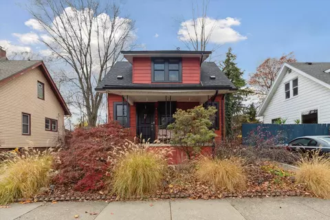 616 S Vermont Ave, Royal Oak, MI 48067