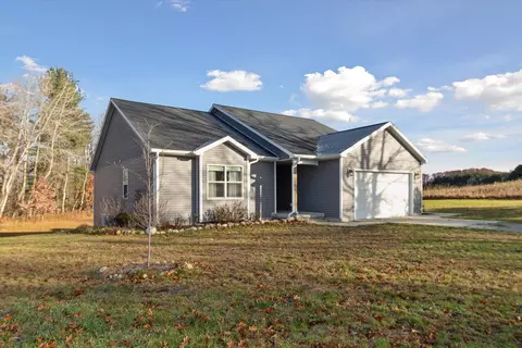 17742 Eisenhower Rd, Morley, MI 49336 photo 2