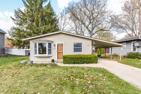 313 Detroit St, Saline, MI 48176