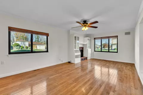 7828 Corbin Dr, Canton, MI 48187 photo 20