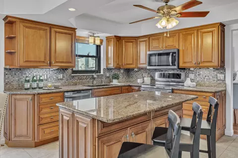 7828 Corbin Dr, Canton, MI 48187 photo 14