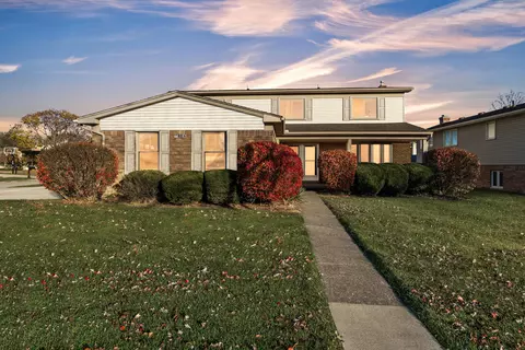7828 Corbin Dr, Canton, MI 48187