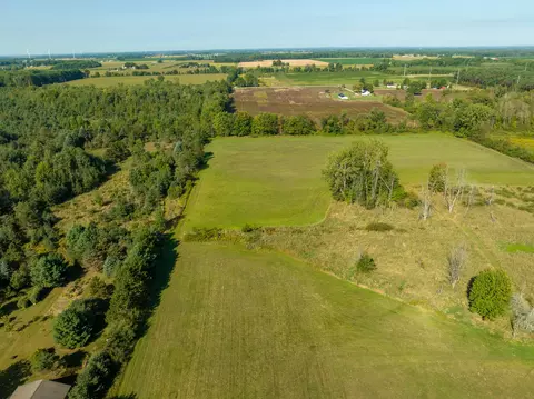 8 N Vl N Coleman Rd, Coleman, MI 48618 photo 11