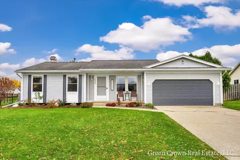 5900 Appleview St SE, Grand Rapids, MI 49508