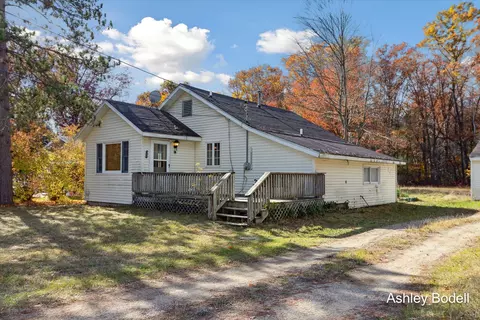 849 S Mcclelland Ave, White Cloud, MI 49349 photo 19