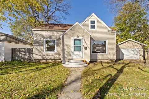 1111 Orville St SE, Grand Rapids, MI 49507