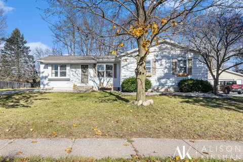 155 Clayton Ct, Rockford, MI 49341
