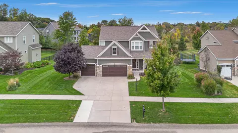 1303 Marsman Ave SE, Grand Rapids, MI 49546