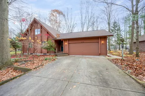 6744 Beechnut Ct, Canadian Lakes, MI 49346