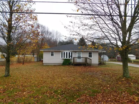 1455 W Duck Lake Rd, Muskegon, MI 49445