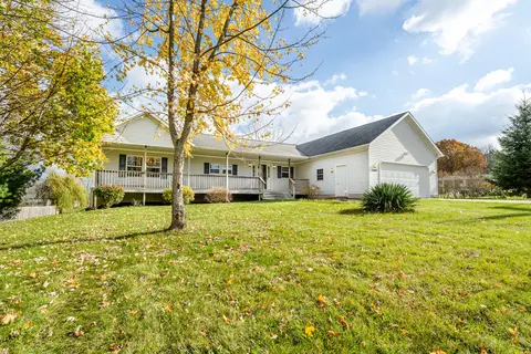 3957 Hennesey Rd, Watervliet, MI 49098