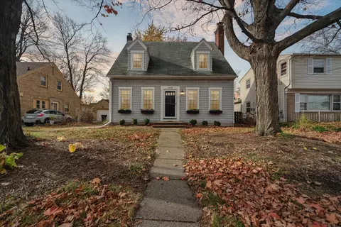625 Lasalle Blvd, Lansing, MI 48912