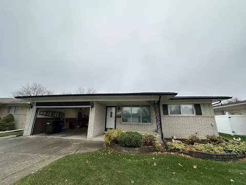 36121 Weber Dr, Sterling Heights, MI 48310