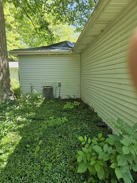851 Oren Ct, Gladwin, MI 48624 photo 4