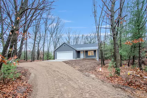 1794 Barnes Rd, Ravenna, MI 49451