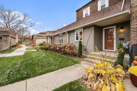 2502 Essex Ct, St. Joseph, MI 49085