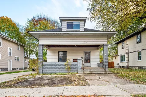 119 Charles Ct, Buchanan, MI 49107