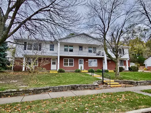 2182 Banner Dr SW, Wyoming, MI 49509