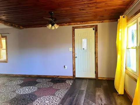 219 S 5th St, Edmore, MI 48829 photo 8
