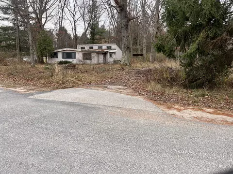 3653 E Tyler Rd, Twin Lake, MI 49457