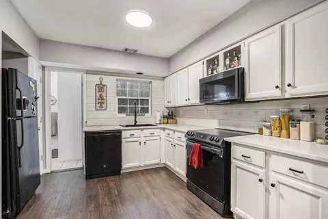 32 Pine Rd, Plainwell, MI 49080 photo 8
