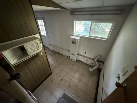 6477 Bryce Dr, Clyde, MI 48049 photo 12