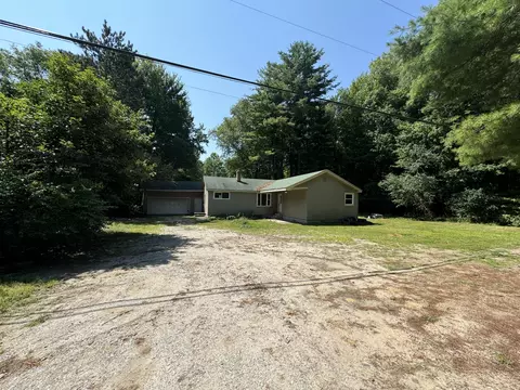 6477 Bryce Dr, Clyde, MI 48049