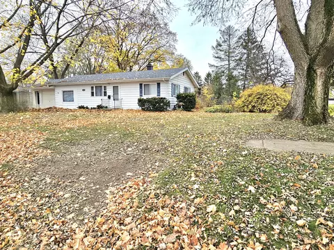 1005 S Constantine St, Three Rivers, MI 49093 photo 4