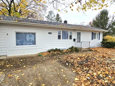 1005 S Constantine St, Three Rivers, MI 49093 photo 3