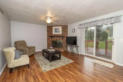 1009 Tomahawk Ln, Niles, MI 49120 photo 13